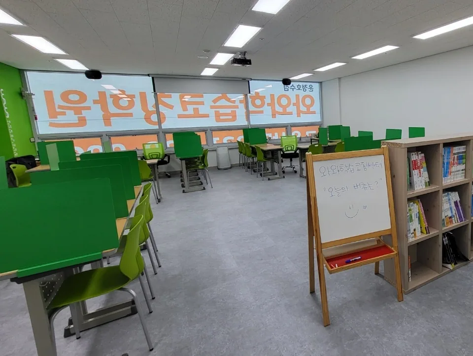 운정호수점 학습 공간 사진 2